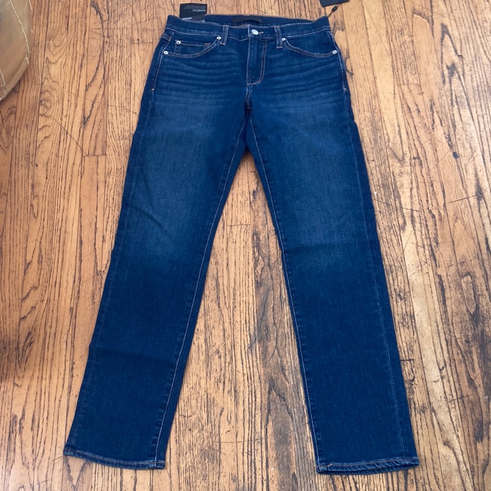 The Brixton Straight Joe’s Jeans in Kinetic Classic Blue denim Size 29